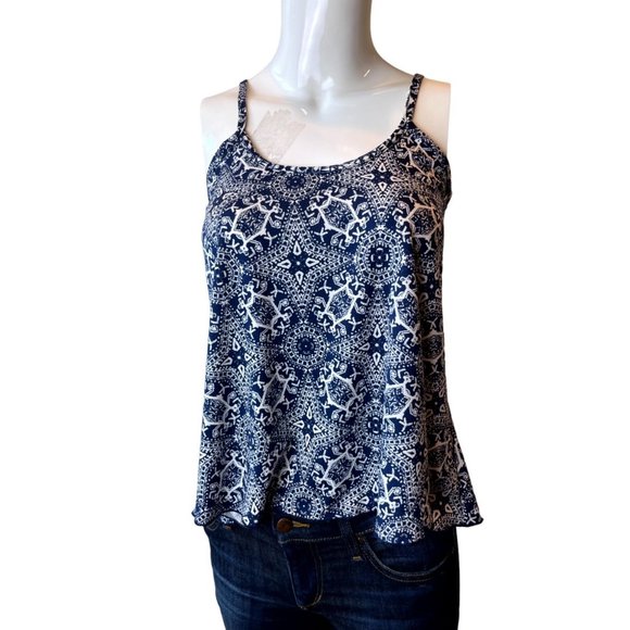 First Love Women Camisole Tank Top Spaghetti Strap Geometric Blue White SZ Small - Picture 1 of 6